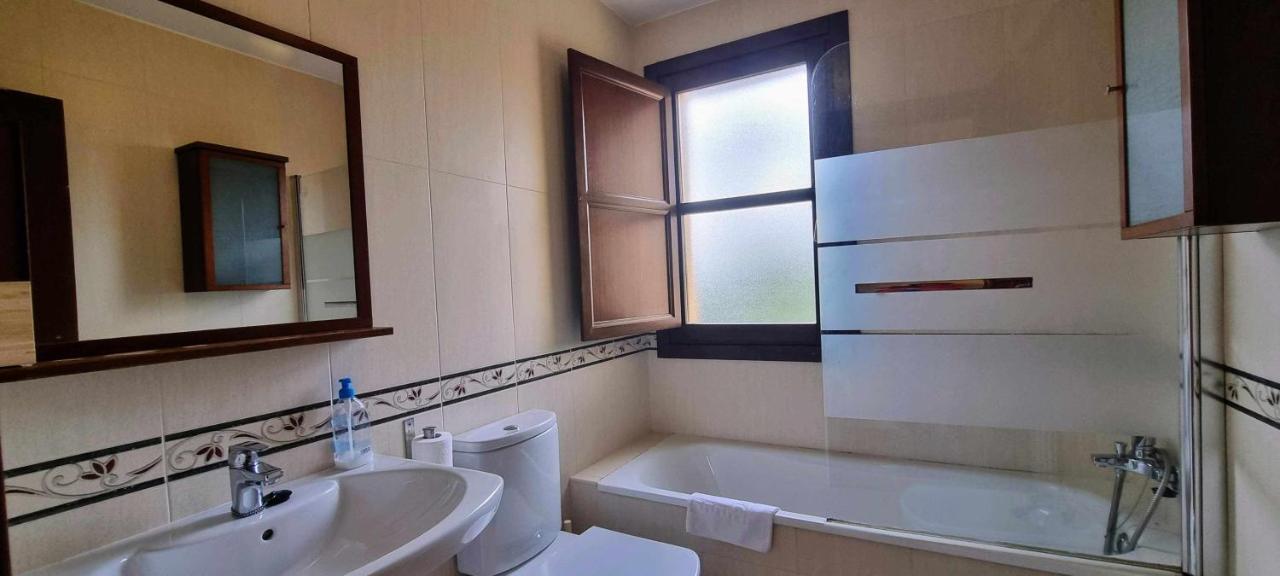 Vivienda Vacacional Villa Maruja Andrín Exteriér fotografie